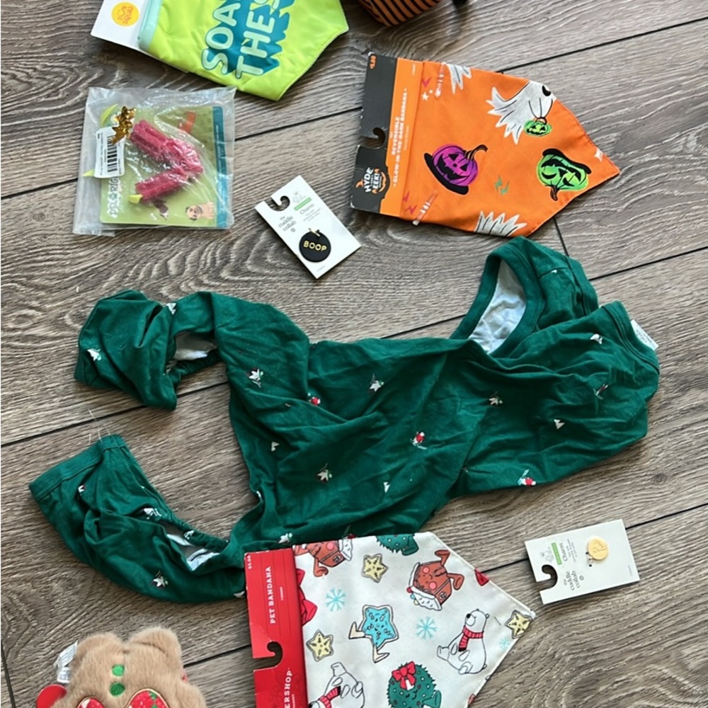Pet Accessory Set - Picture 2 of 2